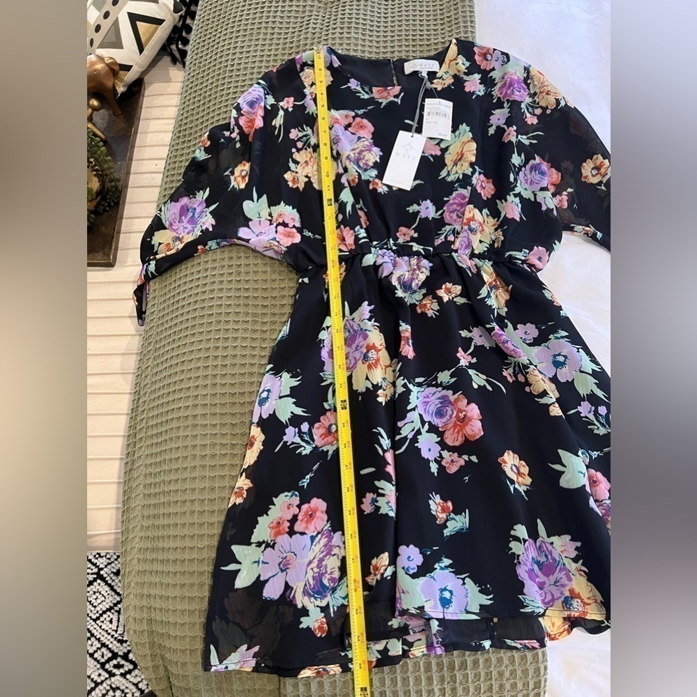 NWT WAYF dresses | Dolman long sleeve black floral mini dress size M - Picture 8 of 11
